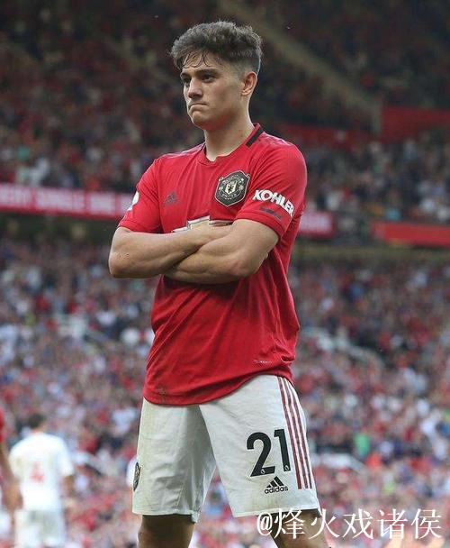 利兹联官方:球队与前锋丹尼尔·詹姆斯续约4年 利兹联官方:球队与前锋丹尼尔·詹姆斯续约4年