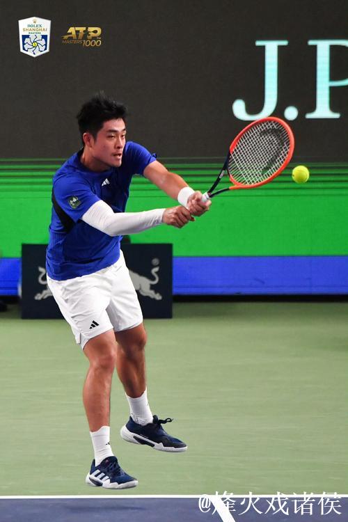 上海大师赛吴易昺止步32强 周意2场比赛再被延期 上海大师赛吴易昺止步32强 周意2场比赛再被延期