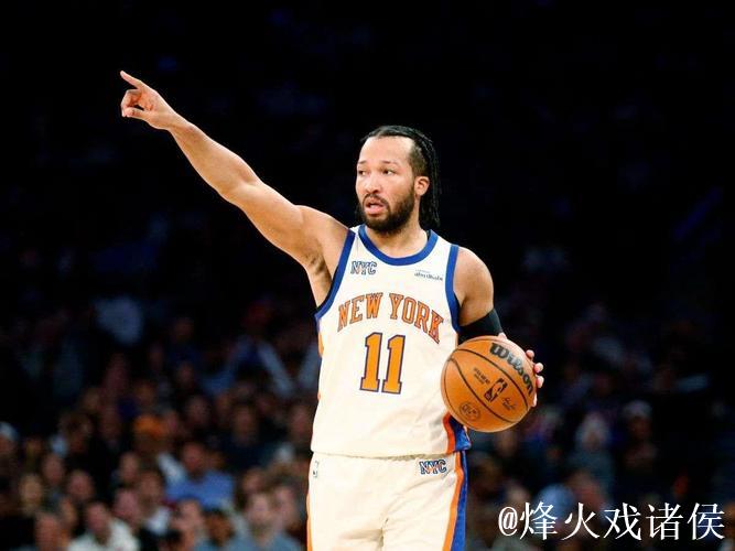 Shams:布伦森因右脚踝扭伤将缺席对阵勇士的比赛 Shams:布伦森因右脚踝扭伤将缺席对阵勇士的比赛