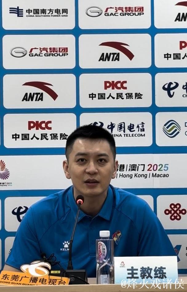 杨鸣:羡慕广东政策吸引人才 羡慕杜锋有周琦 杨鸣:羡慕广东政策吸引人才 羡慕杜锋有周琦